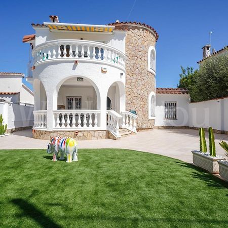 אמפוריבראבה Villa Et Studio Avec Piscine - Wehostyou מראה חיצוני תמונה